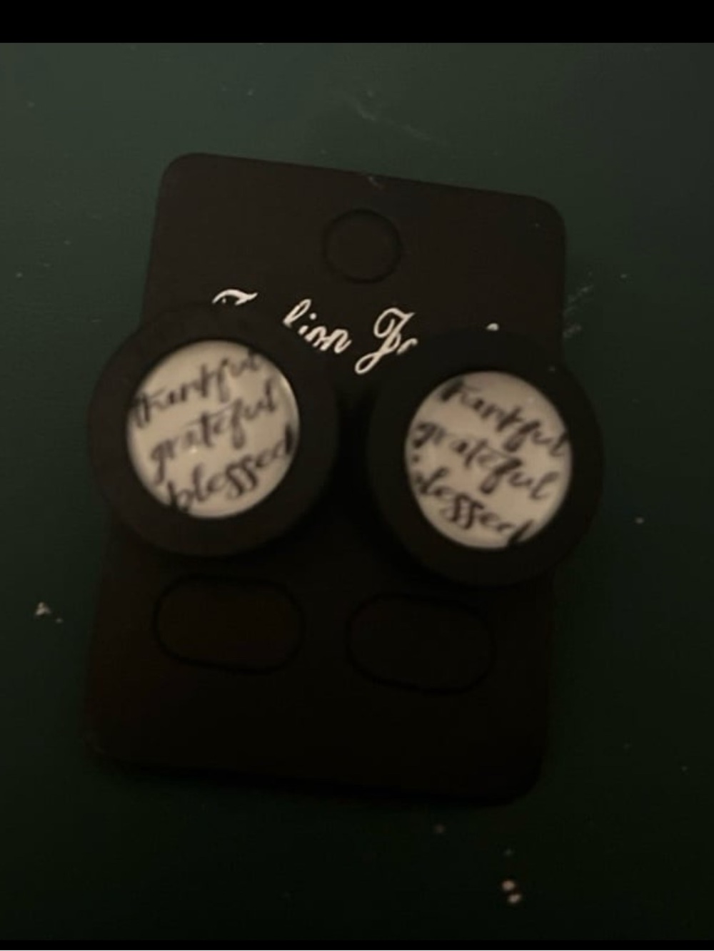Wood Stud Earrings 1 Pair